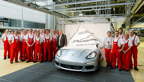 &Scaron;imtas tūkstantinis &bdquo;Porsche Panamera&ldquo;