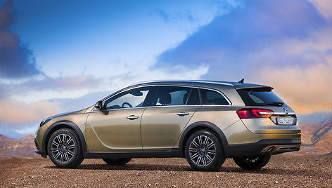 „Opel Insignia Country Tourer“