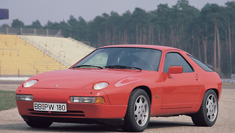 „Porsche 928“