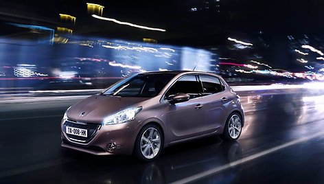 „Peugeot 208“