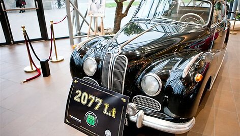 "Classic Car Contest 2011"
