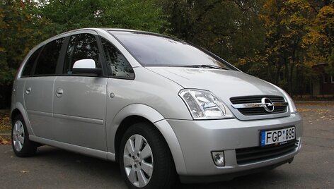 Garažas: Viktorijos &bdquo;Opel Meriva"