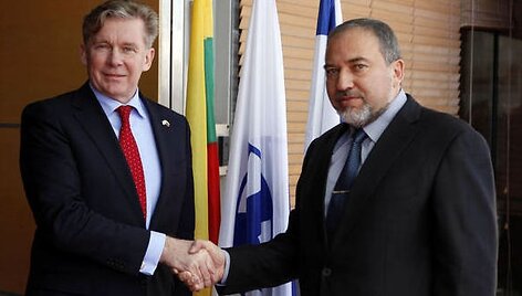 Izraelio ir Lietuvos užsienio reikalų ministrai Avigdoras Liebermanas ir Audronius Ažubalis