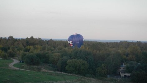 Vilniuje avariniu būdu leidosi oro balionas