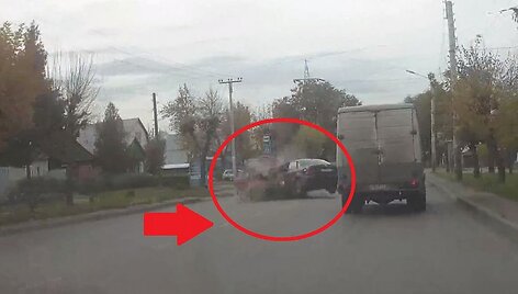Скриншот видео.