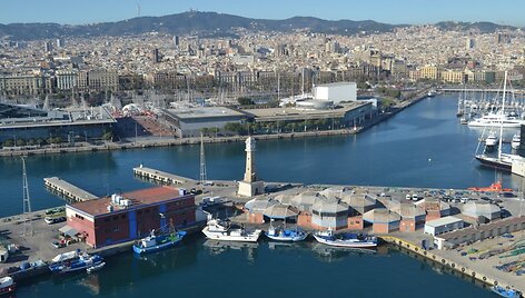 Akimirkos i&scaron; Džordanos Butkutės ir jos vyro Elegijaus medaus mėnesio Barselonoje