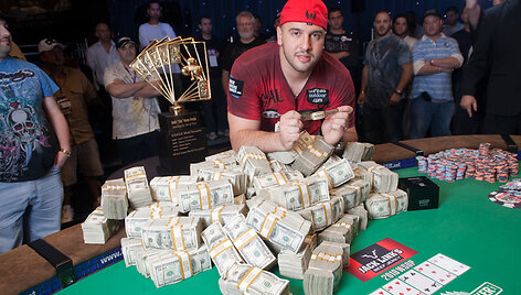 Michaelo Mizrachi triumfo WSOP akimirka / PokerStarsBlog.com nuotr.