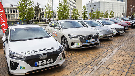 Elektromobilių lenktynės &bdquo;Charge it on! Vilnius &ndash; Palanga&ldquo;