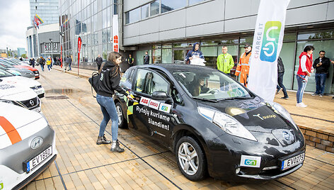 Elektromobilių lenktynės &bdquo;Charge it on! Vilnius &ndash; Palanga&ldquo;