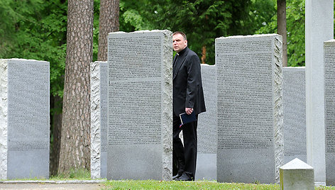 Vokiečių karių perlaidojimo ceremonijos akimirka