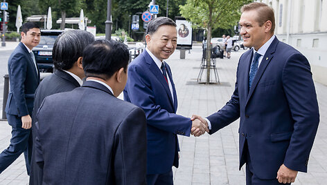 Vidaus reikalų ministras Eimutis Misiūnas susitiko su Vietnamo vie&scaron;ojo saugumo ministru ir jo delegacija