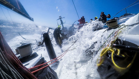 „Ambersail 2“ komanda finišavo regatoje „AF Offshore Race