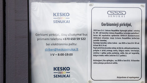 Uždarytas prekybos centras &bdquo;Senukai&ldquo;