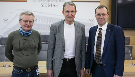 Sakalas Gorodeckis, Arvydas Juozaitis, Naglis Puteikis