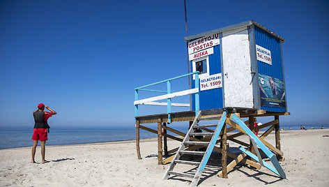 Vandalų suniokotas gelbėtojų postas