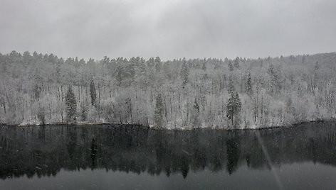 Vilnių nuklojo sniegas