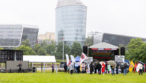 Šeimų sąjūdžio protestas prie Seimo