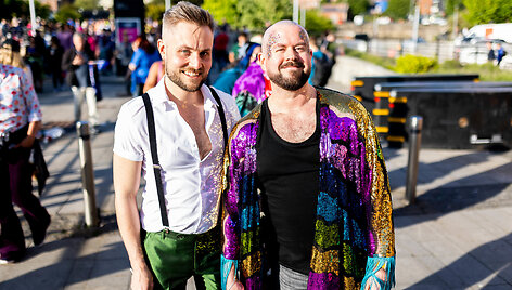 Stebėti &bdquo;Eurovizijos&ldquo; finalorinkosi pasipuo&scaron;ę gerbėjai