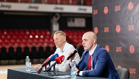 Jaroslavas Latu&scaron;inskij, Donatas Zavackas