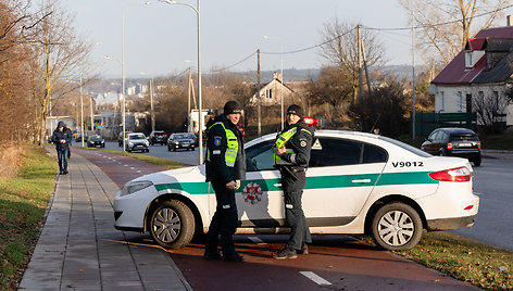 Policija dronu filmavo vietą, kurioje nukrito lėktuvas