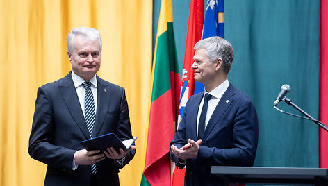 Ginatas Nausėda, Darius Jauni&scaron;kis