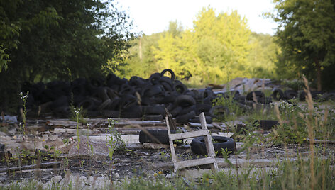 Buvusi metalinių garažų bendrija