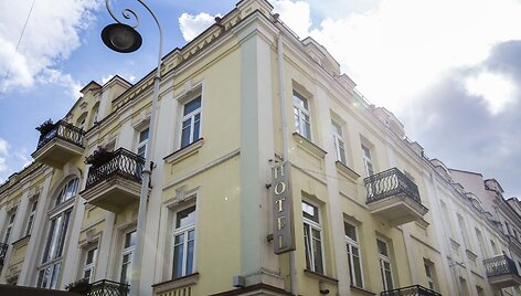 Vie&scaron;butis &bdquo;Artis&ldquo;