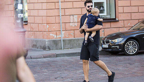 Linas Kleiza su sūnumi