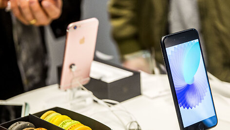 Donatas Montvydas pristatė &bdquo;Iphone 7&ldquo;