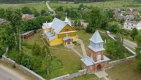 Dieveni&scaron;kių &Scaron;vč. Mergelės Marijos Rožančinės bažnyčia