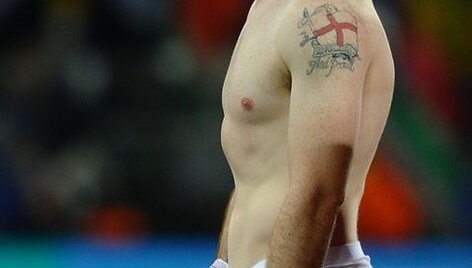 Anglas Wayne'as Rooney (Anglijos vėliava ir kryžius)