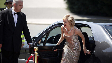 Naomi Watts