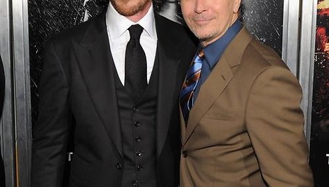 Christianas Bale'as (kairėje) ir Gary Oldmanas