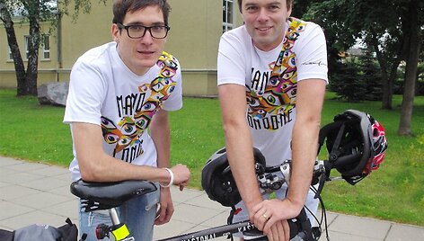 Ignas Krupavičius (de&scaron;inėje) ir Vaidotas Urbanavičius