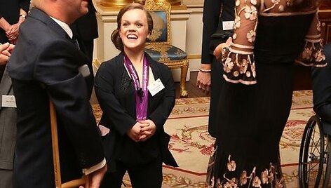 Kembridžo hercogienė Catherine su parolimpiečiais