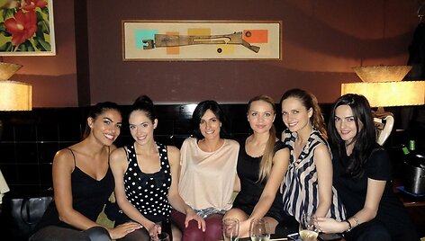 Fernanda Carvalho, Barbara Gonzalez, Maria Bata, Helen Adamson, Asta Valentaitė ir Mariam Kublashvili