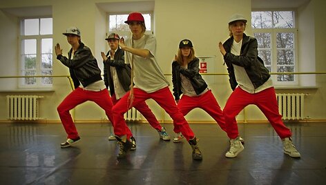 &bdquo;Indy Dance&ldquo; &scaron;okėjai