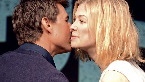 Tomas Cruise'as ir Rosamund Pike