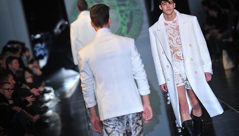 &bdquo;Versace&ldquo; kolekcija