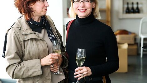 Dalia Michelevičiūtė (de&scaron;inėje)