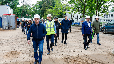 Baigiamieji darbai Dariaus ir Girėno stadione