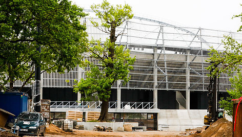 Baigiamieji darbai Dariaus ir Girėno stadione