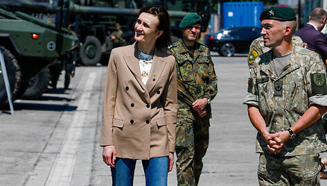 Seimo Pirmininkė Viktorija Čmilytė-Nielsen lankėsi brigados &bdquo;Geležinis Vilkas&ldquo; daliniuose.
