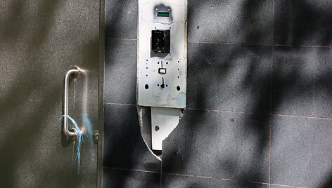 Automatinis vie&scaron;asis tualetas &bdquo;Santakos&ldquo; parke  Kaune