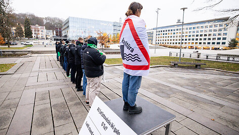 &bdquo;Green White Boys&ldquo; prisijungė prie kultūros protesto