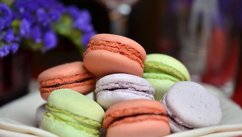 Ryškiaspalviai „Macarons“