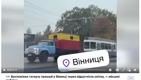 Rusijos apšaudymo padariniai Vinycioje: dėl elektros tiekimo sutrikimo tramvajų tempė sunkvežimis