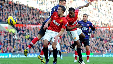 Robinas van Persie ir Patrice'as Evra