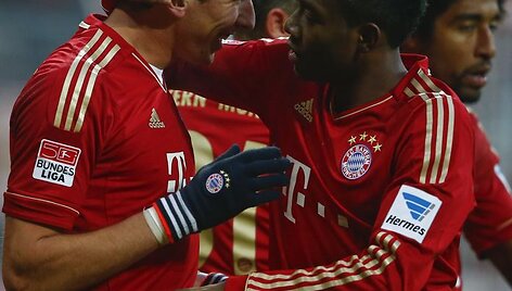 Mario Mandzukičius ir Davidas Alaba