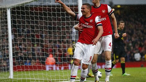 Lukas Podolskis ir Peras Mertesackeris